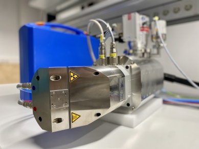 Microfocus X-ray source