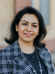  Dr. Naghmeh Mahmoodian